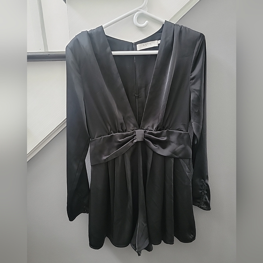 ASTR The Label Friday Satin Black  Romper Sz Small Dressy Classy - Picture 2 of 6
